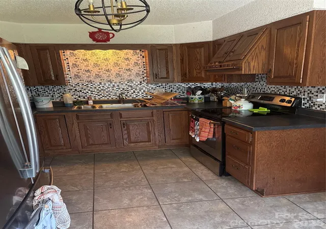 2nd image of 123 Valley Oaks Dr, Advance, NC 27006 | MLS# 4401704