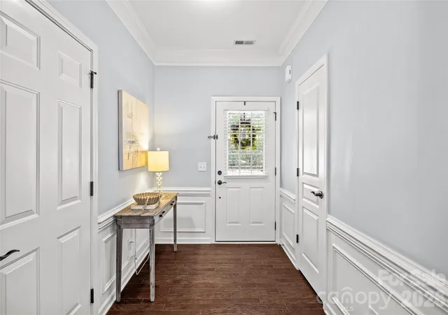 Photo 2 of Townhouse for sale at 2258 Kensington Sta Pkwy, Charlotte, NC 28210 | MLS# 4401714 | Listing updated on 2026-09-22