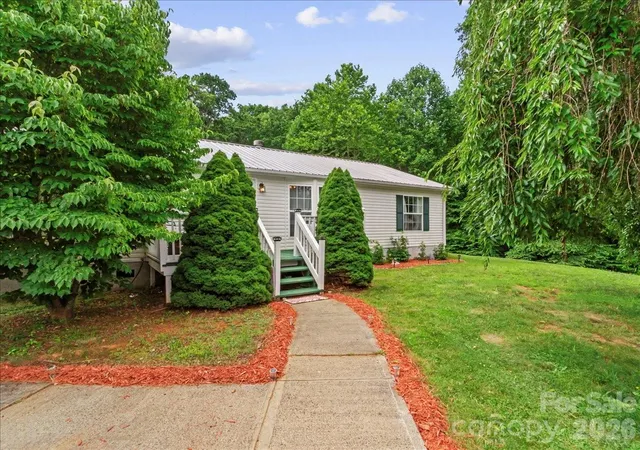 2nd image of 98 Cardinal Ln, Burnsville, NC 28714 | MLS# 4401748