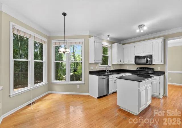 Photo 4 of Single family home for sale at 8610 Forest Shadow Cir, Cornelius, NC 28031 | MLS# 4401758 | Listing updated on 2026-08-24