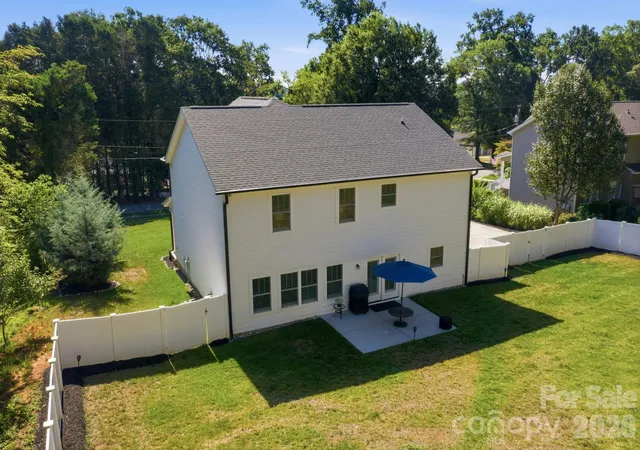 Photo 2 of Single family home for sale at 229 Elysian Dr, Mooresville, NC 28117 | MLS# 4401763 | Listing updated on 2026-09-19