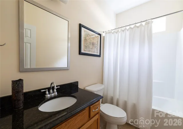 Photo 5 of Single family home for sale at 402 Abercairn Way, Waxhaw, NC 28173 | MLS# 4401794 | Listing updated on 2026-09-05