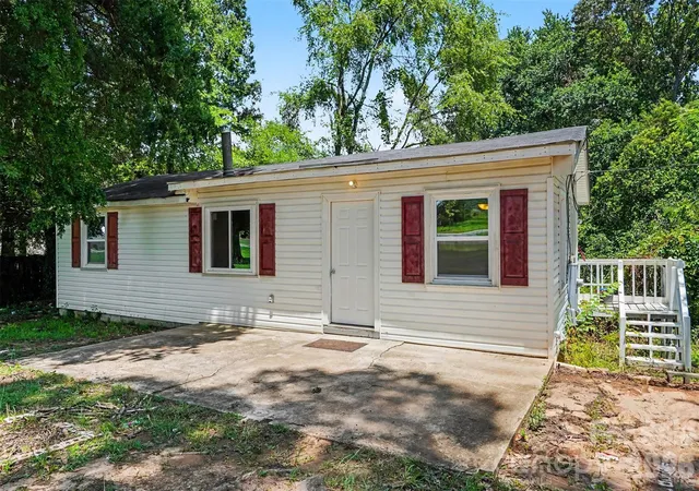 Photo 3 of Single family home for sale at 8232 Starnes Randall Rd, Charlotte, NC 28215 | MLS# 4401795 | Listing updated on 2026-10-07