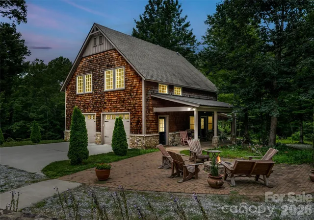 Homes for sale in Saluda, NC | 103 Old Saluda Dr, Saluda, NC 28773 | MLS# 4401820