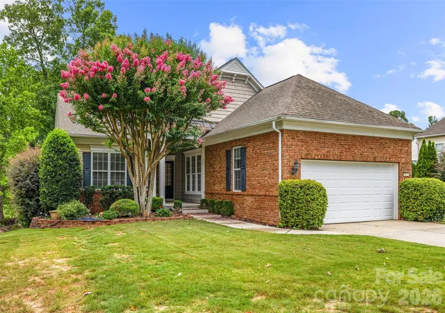 Photo 4 of Single family home for sale at 56122 Finches Ct, Fort Mill, SC 29707 | MLS# 4401830 | Listing updated on 2026-09-03