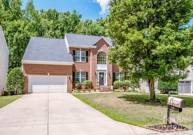 2nd image of 121 Crimson Orchard Dr, Mooresville, NC 28115 | MLS# 4401834