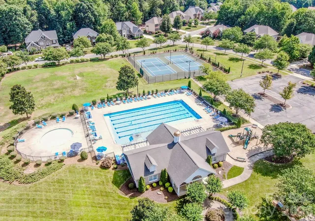 48th image of 121 Crimson Orchard Dr, Mooresville, NC 28115 | MLS# 4401834