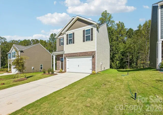 Photo 3 of Single family home for sale at 580 Dazzle Loop, Newton, NC 28568 | MLS# 4401845 | Listing updated on 2026-10-09