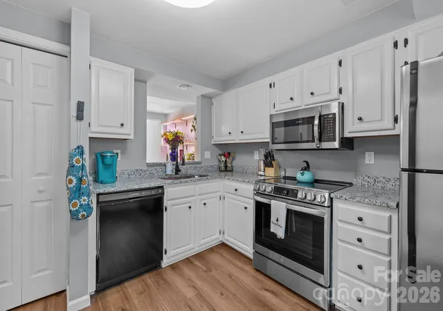 5th image of 247 Water Oak Dr, Pineville, NC 28134 | MLS# 4401849