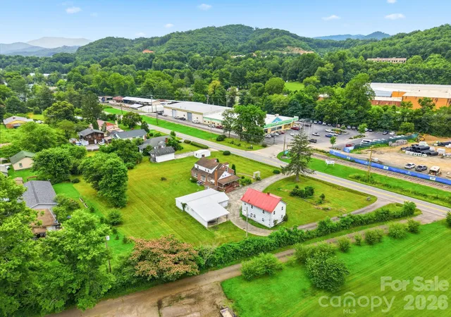 Photo 45 of Single family home for sale at 783 Skyland Dr, Sylva, NC 28779 | MLS# 4401871 | Listing updated on 2026-08-04