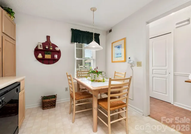 2nd image of 2903 Sagamore Ln, Asheville, NC 28806 | MLS# 4401879