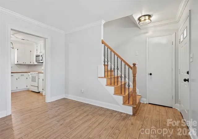 Photo 4 of Single family home for sale at 6739 Old Meadow Rd, Charlotte, NC 28227 | MLS# 4401893 | Listing updated on 2026-09-16