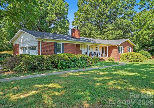 2nd image of 12620 Idlewild Rd, Matthews, NC 28105 | MLS# 4401903