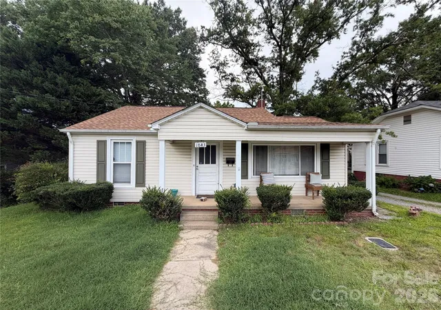 2nd image of 1843 Lane St, Kannapolis, NC 28083 | MLS# 4401904