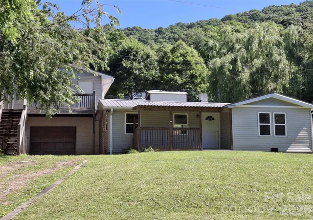2nd image of 2795 Old Henson Cove Rd, Canton, NC 28716 | MLS# 4401905