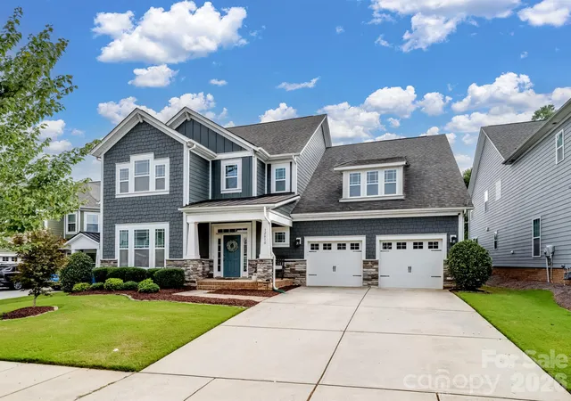 Photo 1 of Single family home for sale at 12610 Old Westbury Dr, Cornelius, NC 28031 | MLS# 4401913 | Listing updated on 2026-09-02