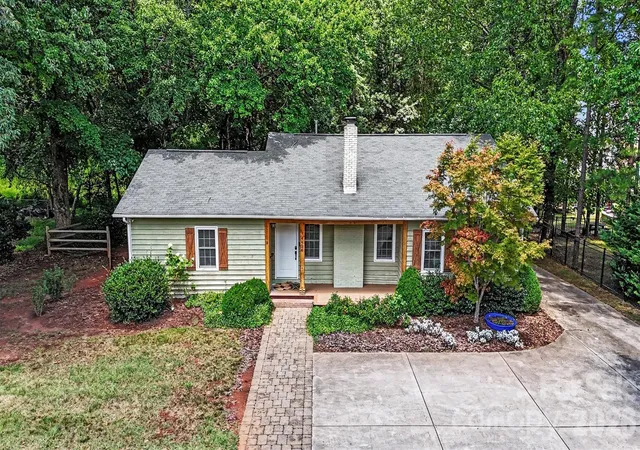 Single family home for sale at 4436 Tilley Morris Rd, Matthews, NC 28105 | MLS# 4401924