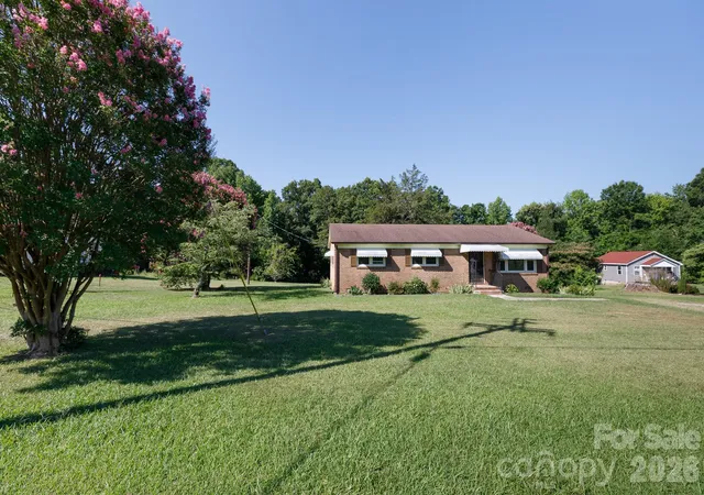 Photo 3 of Single family home for sale at 3270 Bridges Dr, Rock Hill, SC 29730 | MLS# 4401926 | Listing updated on 2026-10-15