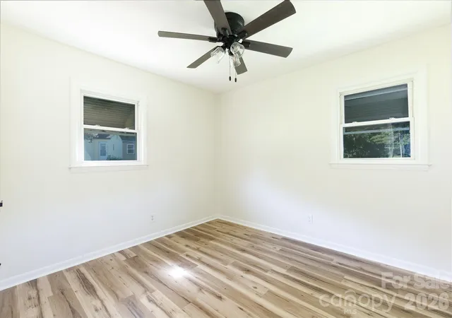 Photo 4 of Single family home for sale at 3270 Bridges Dr, Rock Hill, SC 29730 | MLS# 4401926 | Listing updated on 2026-10-15
