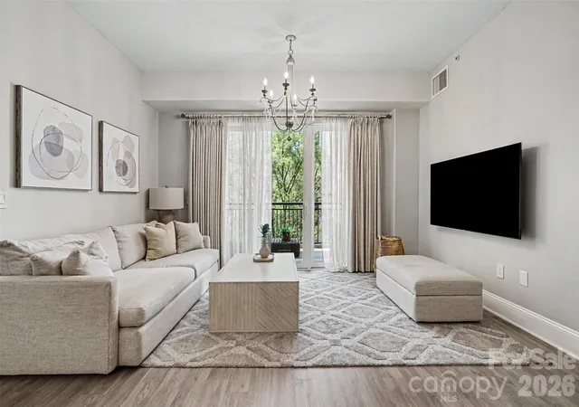 5th image of 4625 Piedmont Row Dr #303, Charlotte, NC 28210 | MLS# 4401935