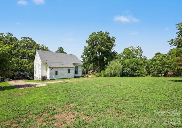 Photo 35 of Single family home for sale at 159 E Lacy St, Chester, SC 29706 | MLS# 4401942 | Listing updated on 2026-08-18