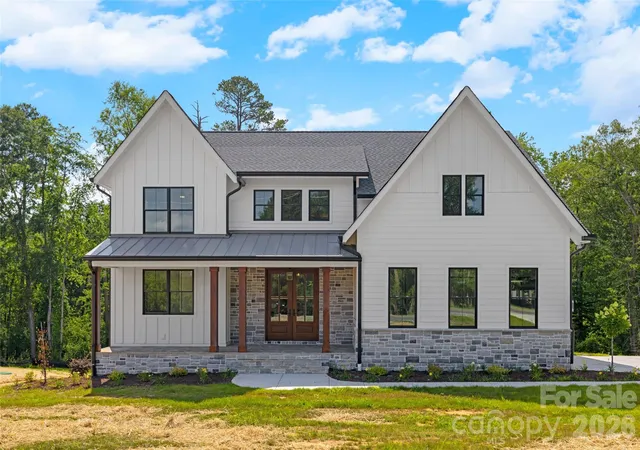 Photo 2 of Single family home for sale at 537 Riddle Ml Rd, Clover, SC 29710 | MLS# 4401950 | Listing updated on 2026-09-01