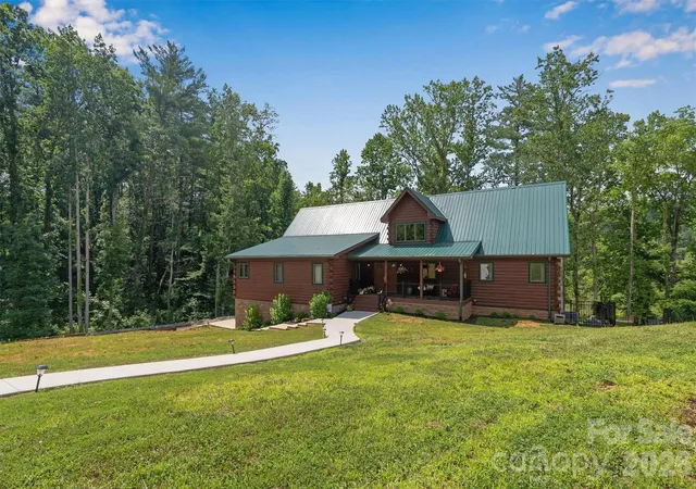 Photo 1 of Single family home for sale at 189 Edgewater Point Nw #227, Valdese, NC 28690 | MLS# 4401954 | Listing updated on 2026-07-10