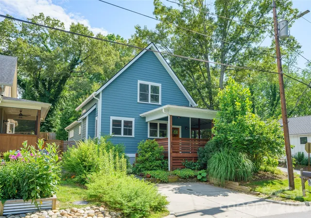 Photo 1 of Single family home for sale at 73 Downing St, Asheville, NC 28806 | MLS# 4401958 | Listing updated on 2026-09-20