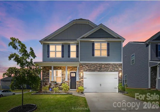 Photo 2 of Single family home for sale at 170 Giant Oak Ave, Statesville, NC 28677 | MLS# 4401965 | Listing updated on 2026-10-01