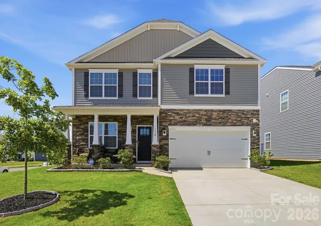 Photo 3 of Single family home for sale at 170 Giant Oak Ave, Statesville, NC 28677 | MLS# 4401965 | Listing updated on 2026-10-01
