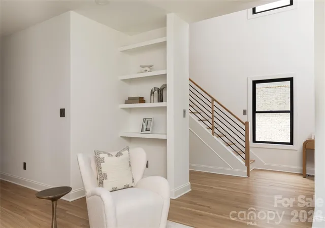 Photo 3 of Single family home for sale at 732 Ellsworth Rd, Charlotte, NC 28211 | MLS# 4402000 | Listing updated on 2026-10-06