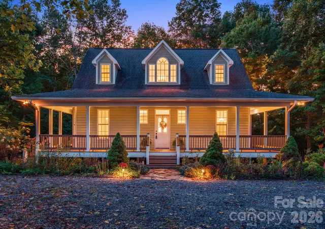 Photo 1 of Single family home for sale at 95 Ashworth Dr, Fairview, NC 28730 | MLS# 4402012 | Listing updated on 2026-10-06