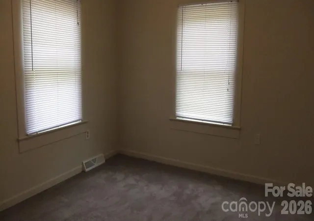Photo 5 of Single family home for sale at 1631 & 1629 Harris Rd, Fort Mill, SC 29708 | MLS# 4402038 | Listing updated on 2026-09-04