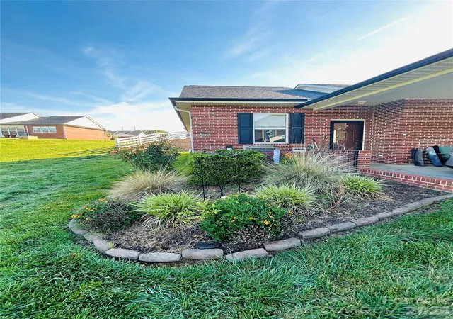 2nd image of 6277 Iris Ct, Denver, NC 28037 | MLS# 4402049