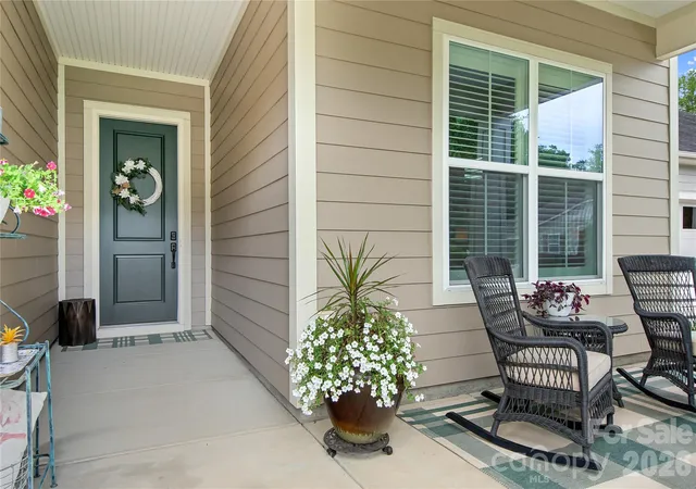 2nd image of 218 Stone Mountain Wy, Denver, NC 28037 | MLS# 4402089