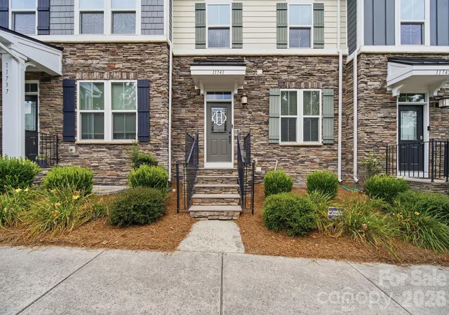 Homes for sale in Huntersville, NC | 11741 Blessington Rd, Huntersville, NC 28078 | MLS# 4402102