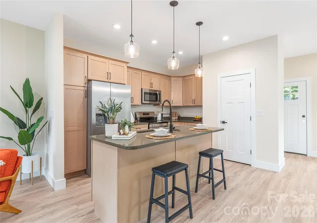 Photo 3 of Single family home for sale at 33 Elkwood Ave, Asheville, NC 28804 | MLS# 4402115 | Listing updated on 2026-09-30