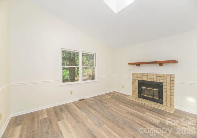 Photo 3 of Townhouse for sale at 101 Fenner Ave, Asheville, NC 28804 | MLS# 4402116 | Listing updated on 2026-10-01