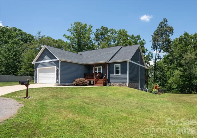4th image of 4398 Belmont Dr, Morganton, NC 28655 | MLS# 4402124