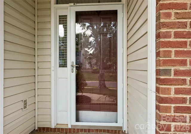 image of 10906 Chamberlain Hall Ct, Charlotte, NC 28277 | MLS# 4402127