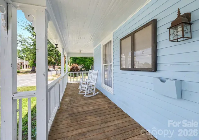 Homes for sale in Lenoir, NC | 601 College Ave Sw, Lenoir, NC 28645 | MLS# 4402151