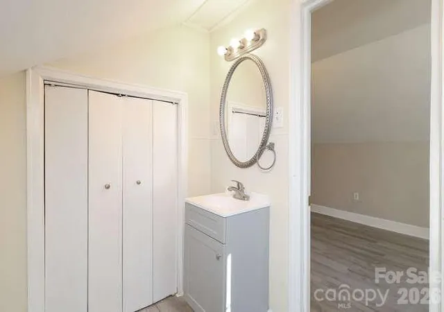 Photo 4 of Single family home for sale at 120 N Belvedere Ave, Gastonia, NC 28054 | MLS# 4402156 | Listing updated on 2026-07-15