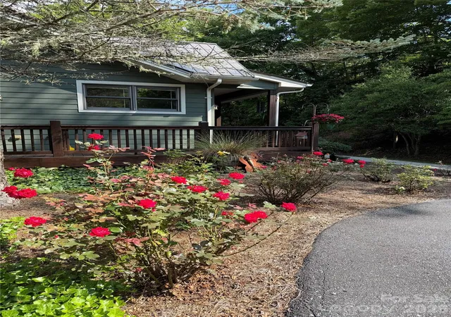 Photo 45 of Single family home for sale at 121 Forest Run Rd, Whittier, NC 28789 | MLS# 4402161 | Listing updated on 2026-08-23