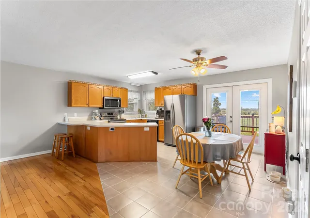 Photo 3 of Sale Pending at 3955 Northernmistic Dr, Maiden, NC 28650 | MLS# 4402168 | Listing updated on 2026-09-22