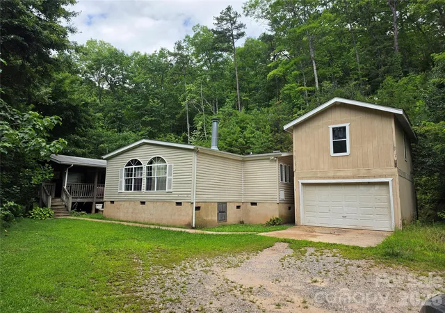 Homes for sale in Bryson City, NC | 119 Miracle Rd, Bryson City, NC 28713 | MLS# 4402180