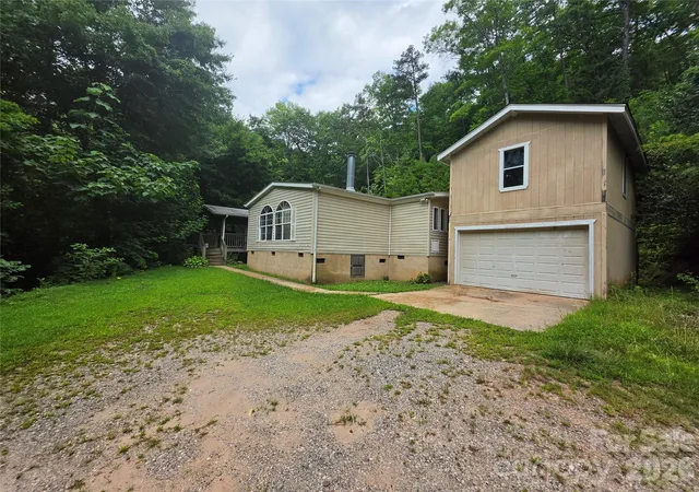 Homes for sale in Bryson City, NC | 119 Miracle Rd, Bryson City, NC 28713 | MLS# 4402180