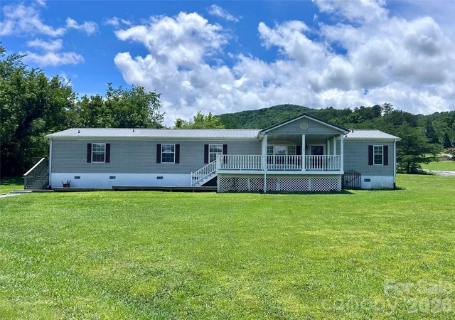 Photo 1 of Single family home for sale at 755 Fairview Loop, Hot Springs, NC 28743 | MLS# 4402205 | Listing updated on 2026-07-15