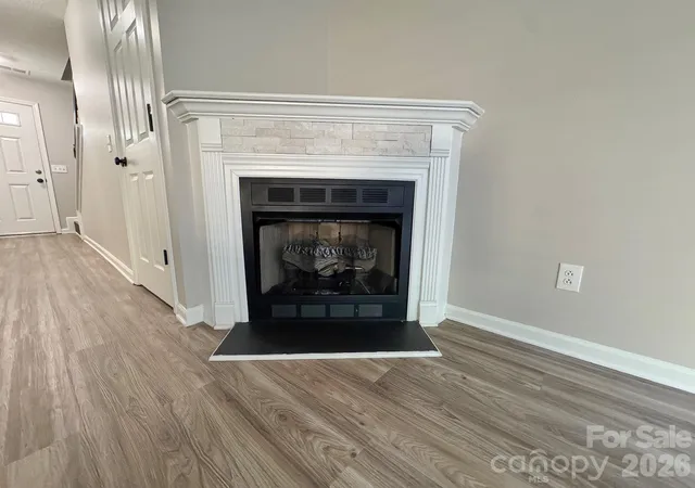 Photo 4 of Single family home for sale at 2638 Rozzelles Landing Dr, Charlotte, NC 28214 | MLS# 4402218 | Listing updated on 2026-09-13