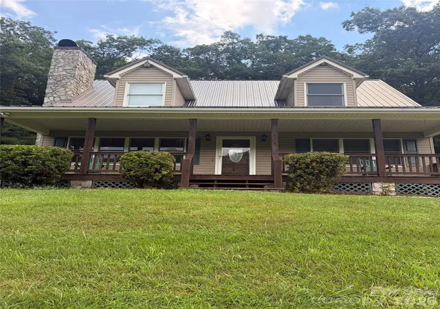Homes for sale in West Jefferson, NC | 2997 Phillips Gap Rd, West Jefferson, NC 28694 | MLS# 4402230
