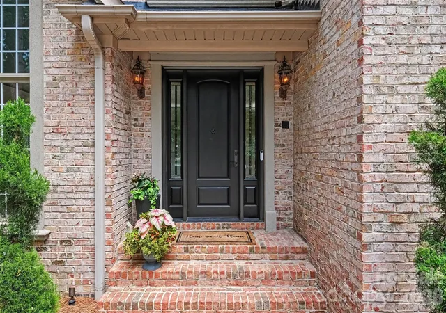 3rd image of 109 Whiterock Dr, Mount Holly, NC 28120 | MLS# 4402234